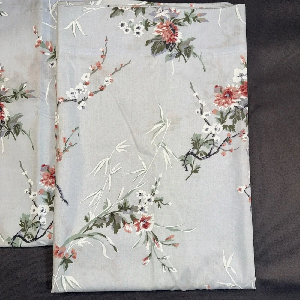 Two Vtg Cannon Monticello Pillowcases Blue Floral 20 X 30.5 Standard Queen USA